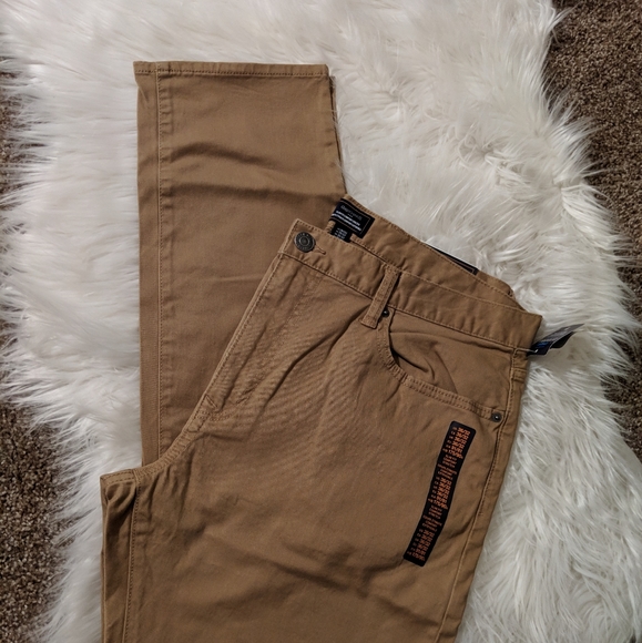 Men's Gap Khakis - Picture 3 of 3